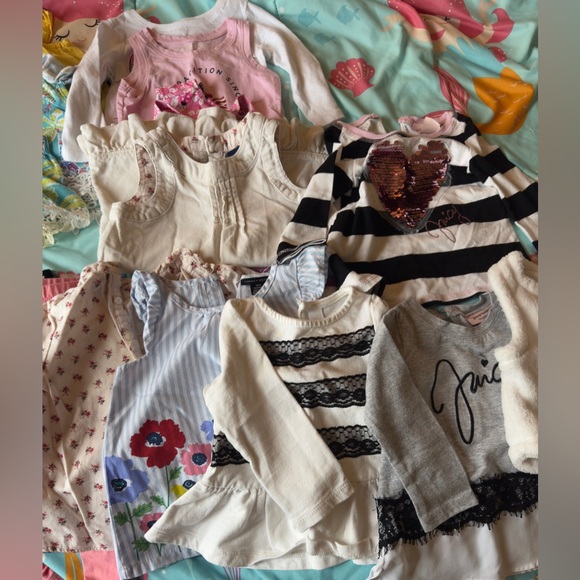 12 months bundle of clothes - Picture 3 of 4